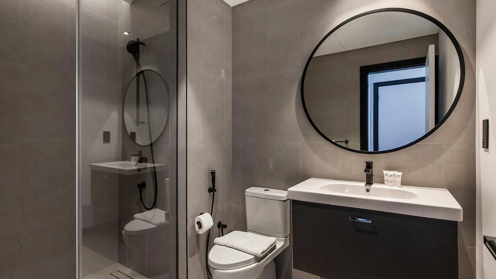 Luxury Apartment With Views Of Burj Khalifa 15 Northside Dubai